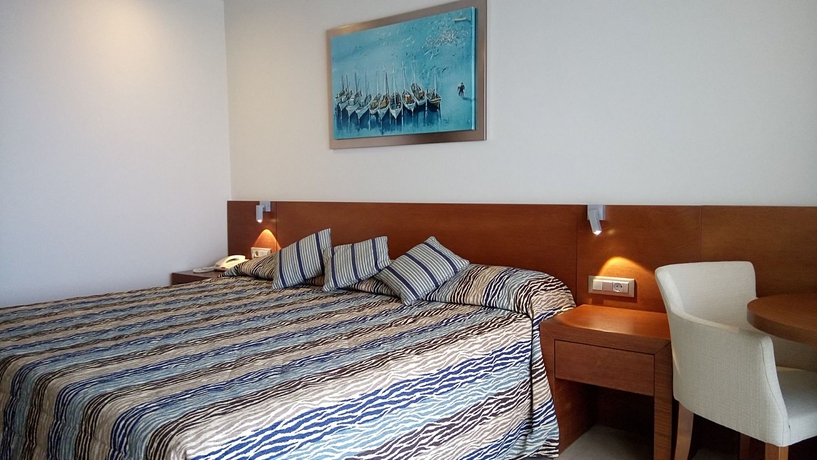 Imagen de la habitación del Hotel Apollonion Asterias Resort and Spa. Foto 5