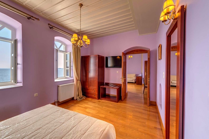 Imagen de la habitación del Hotel Apollonion Palace. Foto 10