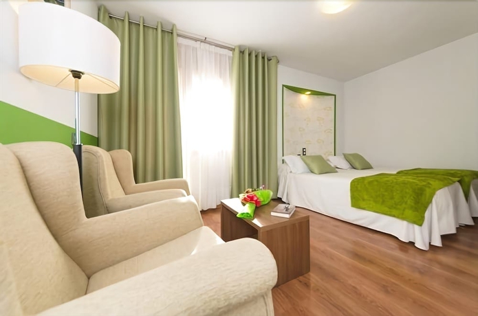 Imagen de la habitación del Hotel Apolo, Ainsa. Foto 14