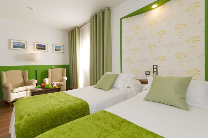 Imagen de la habitación del Hotel Apolo, Ainsa. Foto 15