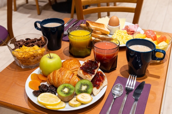 Imagen del bar/restaurante del Hotel Apolonia Paris Montmartre; Sure Hotel Collection by Best Western. Foto 2