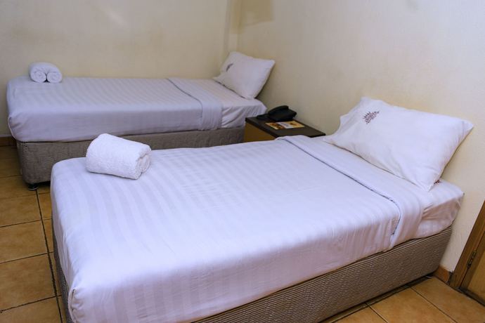 Imagen de la habitación del Hotel Aponye. Foto 4