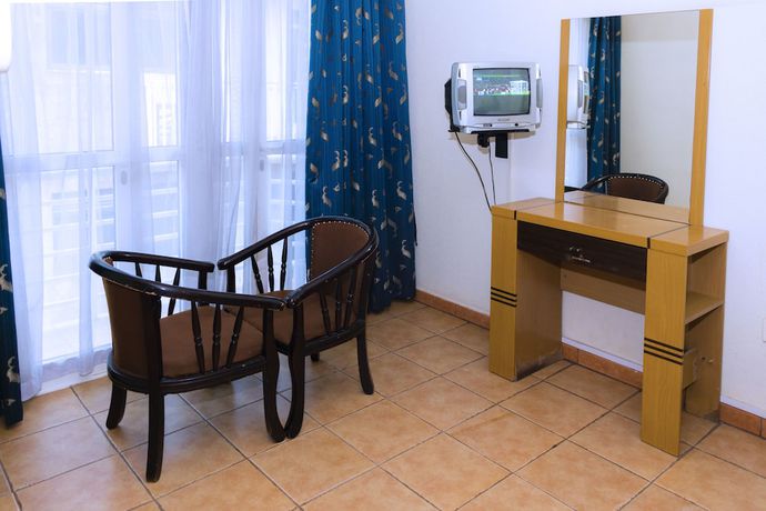 Imagen de la habitación del Hotel Aponye. Foto 5