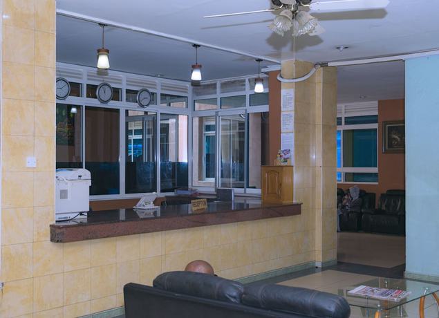 Imagen de los interiores del Hotel Aponye. Foto 18