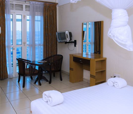 Imagen de la habitación del Hotel Aponye. Foto 15