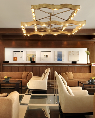 Imagen de los interiores del Hotel Apostolata Island Resort and Spa. Foto 15