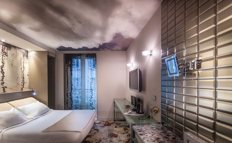 Imagen de la habitación del Hotel Apostrophe. Foto 6