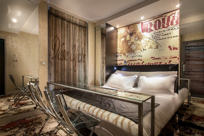 Imagen de la habitación del Hotel Apostrophe. Foto 11