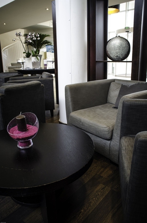 Imagen del bar/restaurante del Hotel Appart City Confort Marne La Vallée Val d Europe. Foto 4