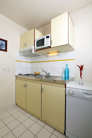Imagen de la habitación del Hotel Appart City Poissy. Foto 8