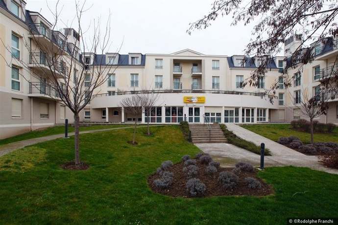 Imagen de los exteriores del Hotel Appart City Poissy. Foto 13