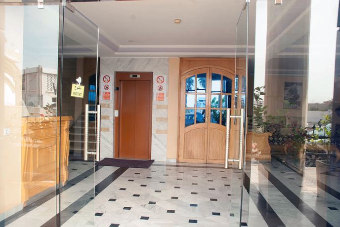 Imagen de los interiores del Hotel Appart H&ocirc;tel Azour. Foto 12