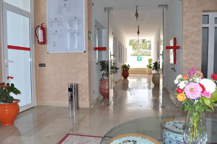 Imagen de los interiores del Hotel Appart H&ocirc;tel Sofines. Foto 18