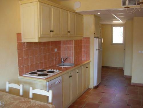 Imagen de la habitación del Hotel Appart Lou Castelet. Foto 3