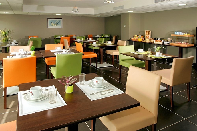 Imagen del bar/restaurante del Hotel Appart'City Classic Marseille Euromed. Foto 2