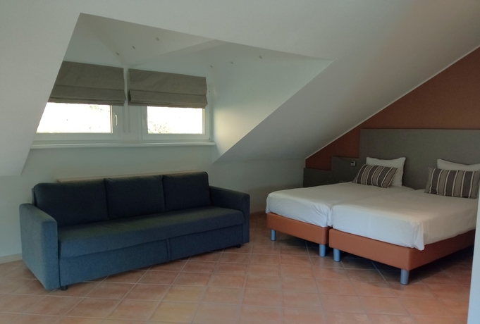Imagen de la habitación del Hotel Appart-Gwendy. Foto 5
