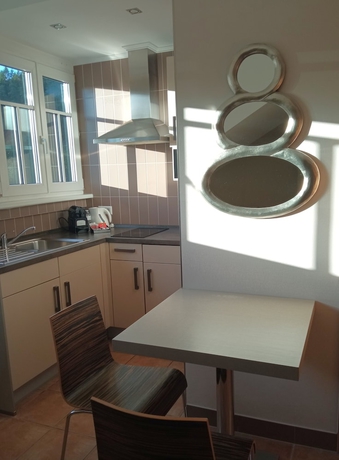 Imagen de la habitación del Hotel Appart-Gwendy. Foto 13