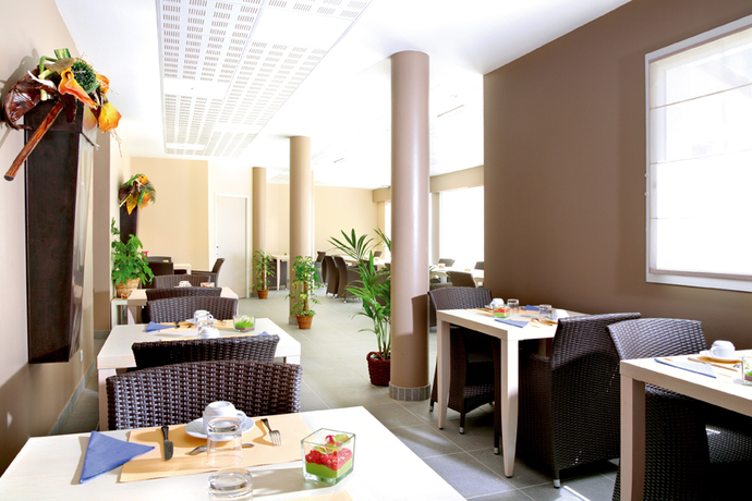 Imagen del bar/restaurante del Hotel Appart'city Bordeaux A&eacute;roport St Jean D'illac. Foto 2