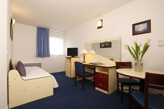 Imagen de los interiores del Hotel Appart'city Classic Clermont Ferrand Centre. Foto 16