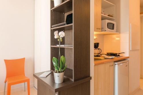 Imagen de la habitación del Hotel Appart'city Classic Nantes St Herblain. Foto 9