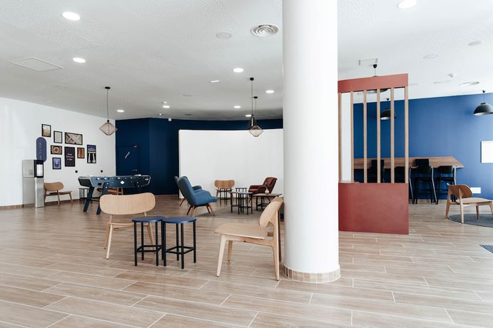 Imagen de los interiores del Hotel Appart'city Collection Saint Germain En Laye. Foto 18