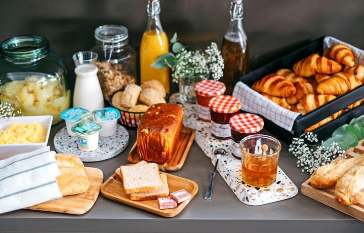 Imagen del bar/restaurante del Hotel Appart'city Confort Cherbourg. Foto 6