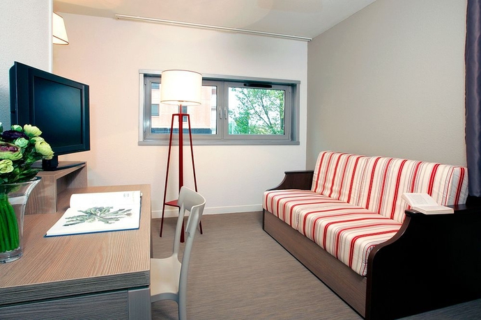 Imagen de los interiores del Hotel Appart'city Confort Mulhouse. Foto 6