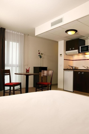 Imagen de la habitación del Hotel Appart'city Confort Pau Centre. Foto 9