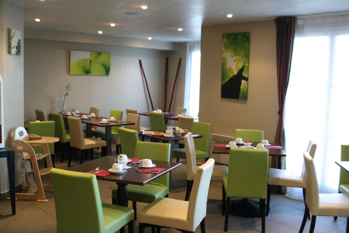 Imagen del bar/restaurante del Hotel Appart'city Confort St Quentin En Yvelines - Bois D'arcy. Foto 4