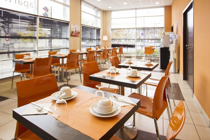 Imagen del bar/restaurante del Hotel Appartéa Grenoble Alpexpo. Foto 5