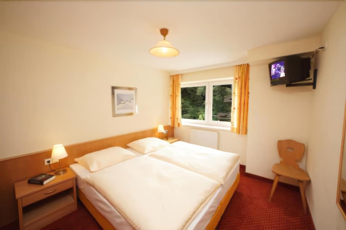 Imagen de la habitación del Hotel Appartements Furstauer. Foto 4