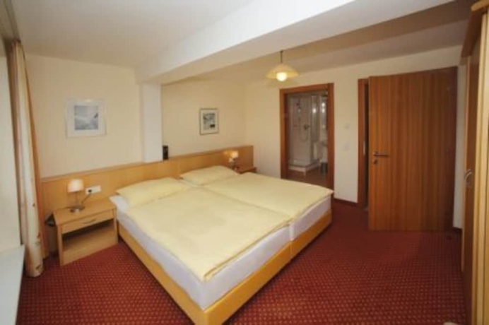 Imagen de la habitación del Hotel Appartements Furstauer. Foto 6