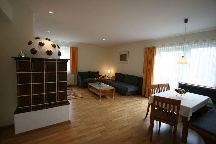 Imagen de los interiores del Hotel Appartements Tritscher. Foto 12