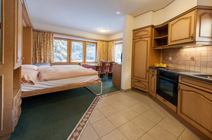 Imagen de la habitación del Hotel Appartements Zermatt Paradies. Foto 10