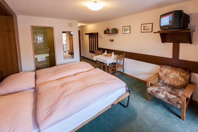 Imagen de la habitación del Hotel Appartements Zermatt Paradies. Foto 14