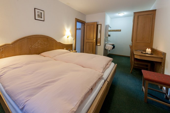Imagen de la habitación del Hotel Appartements Zermatt Paradies. Foto 16
