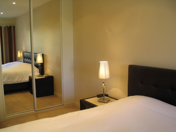 Imagen de la habitación del Hotel Appart'h&ocirc;tel La Villa Carnot Cannes. Foto 4