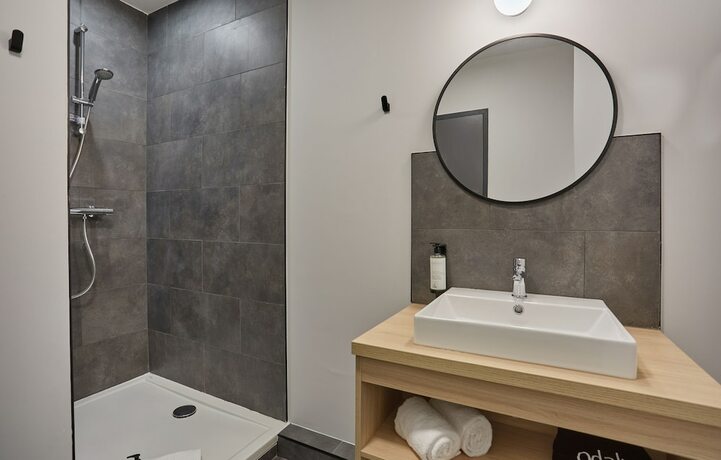 Imagen general del Hotel Appart'hôtel Odalys City Nîmes Arènes. Foto 5