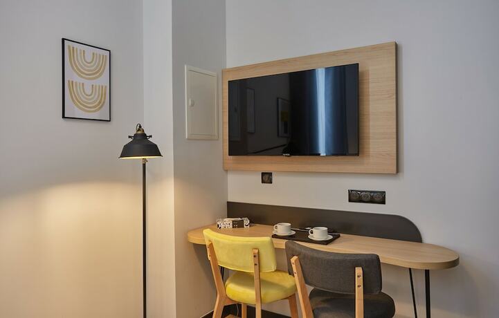 Imagen general del Hotel Appart'hôtel Odalys City Nîmes Arènes. Foto 12