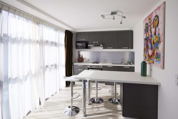 Imagen de la habitación del Hotel Apparthotel La Girafe. Foto 2