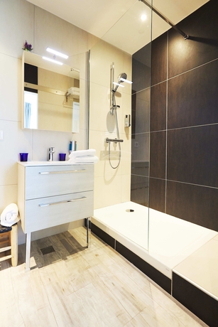 Imagen de la habitación del Hotel Apparthotel La Girafe. Foto 5