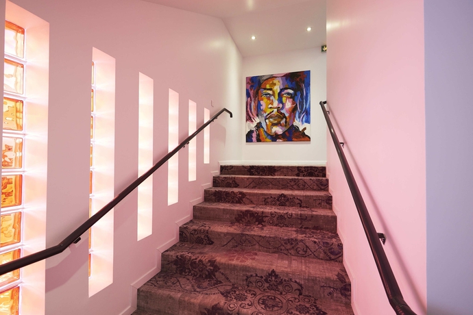 Imagen de los interiores del Hotel Apparthotel La Girafe. Foto 17