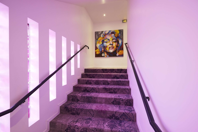 Imagen de los interiores del Hotel Apparthotel La Girafe. Foto 18