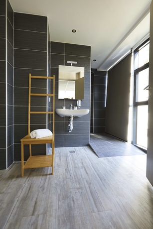 Imagen de la habitación del Hotel Apparthotel La Girafe. Foto 10