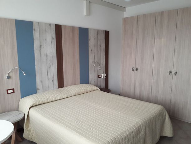 Imagen de la habitación del Hotel Apparthotel San Sivino. Foto 7