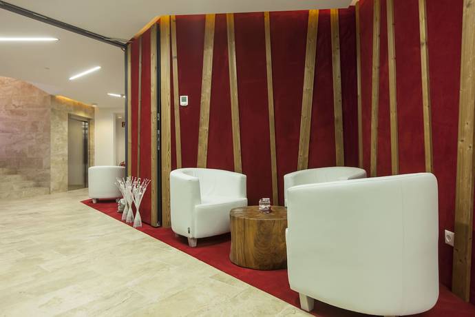 Imagen de los interiores del Hotel Apparthotel Silbersee, Stadl-Predlitz. Foto 20