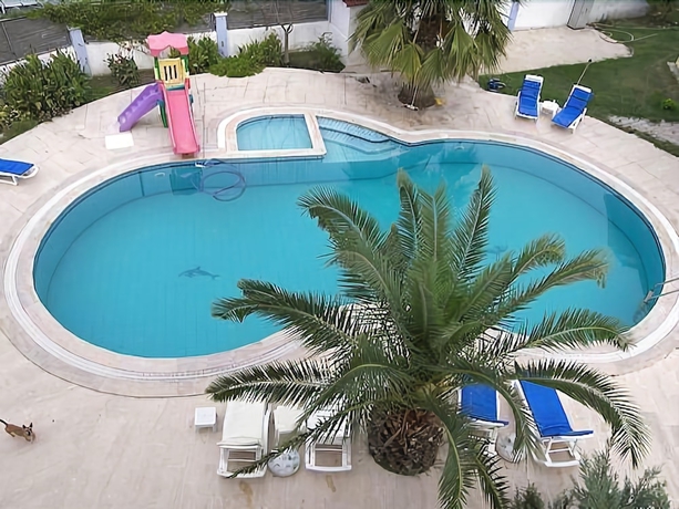 Imagen de la piscina del Hotel Appartment Mavikosk. Foto 14
