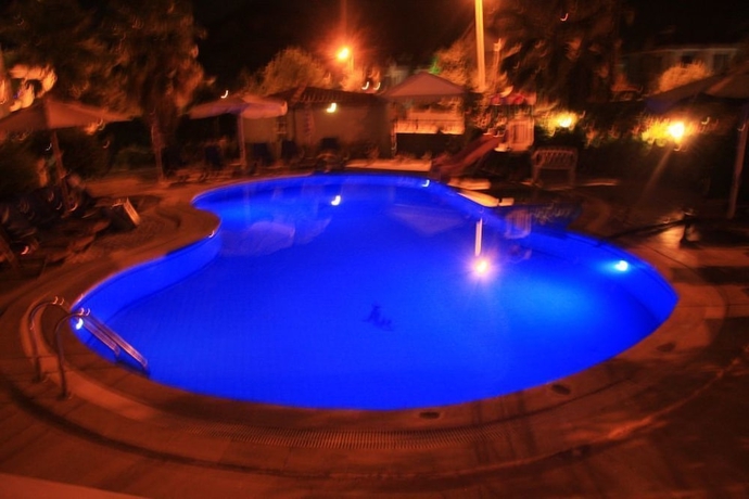 Imagen de la piscina del Hotel Appartment Mavikosk. Foto 16