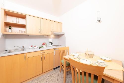 Imagen de la habitación del Hotel Appartment Victoria. Foto 10