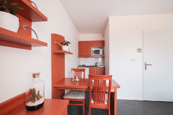 Imagen de la habitación del Hotel Appart’city Confort Lyon Gerland. Foto 14